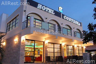 Contessa Hotel 28